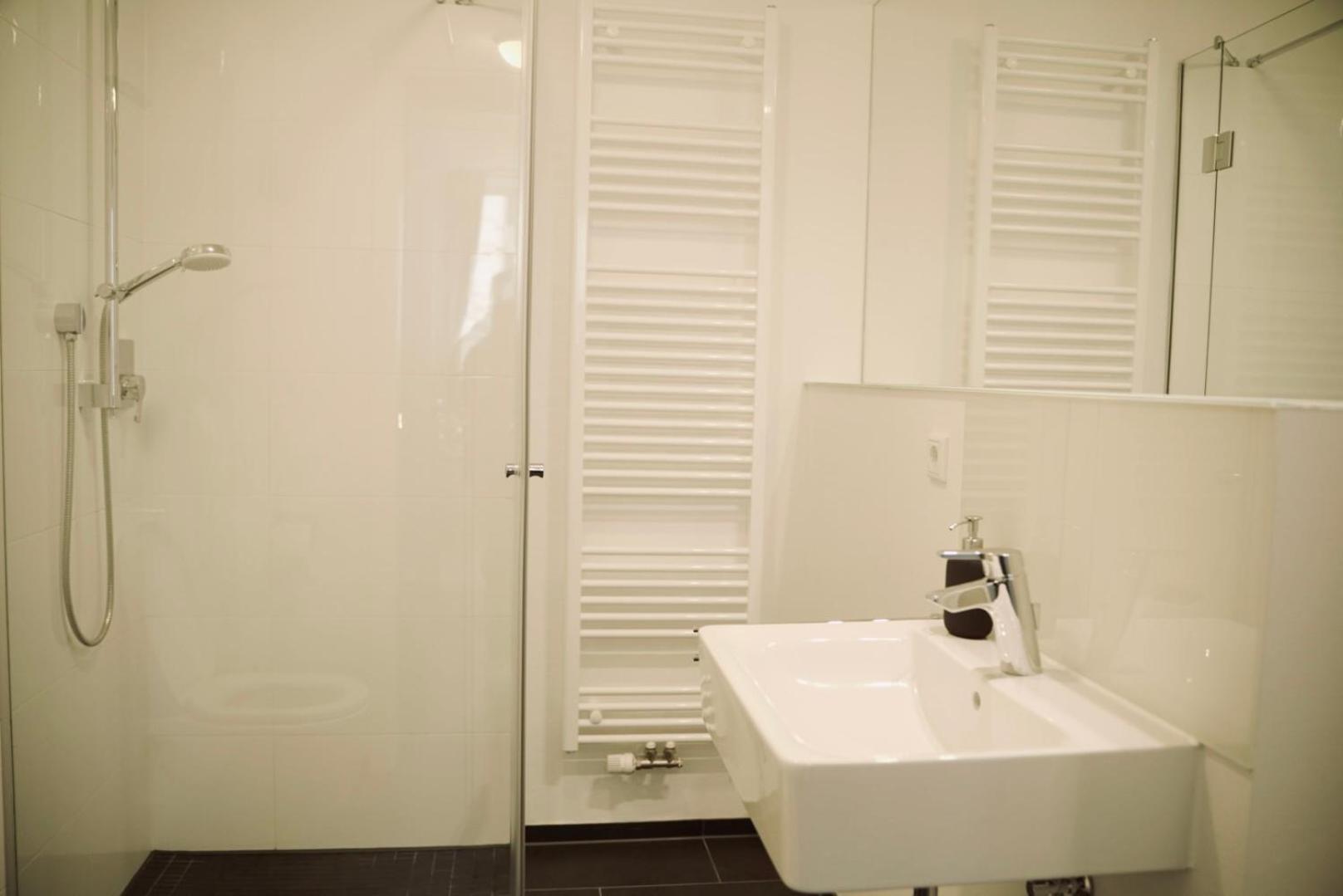 De La Vie Reutlingen - Altstadt Apartment An Stadthalle & Am Marktplatz מראה חיצוני תמונה