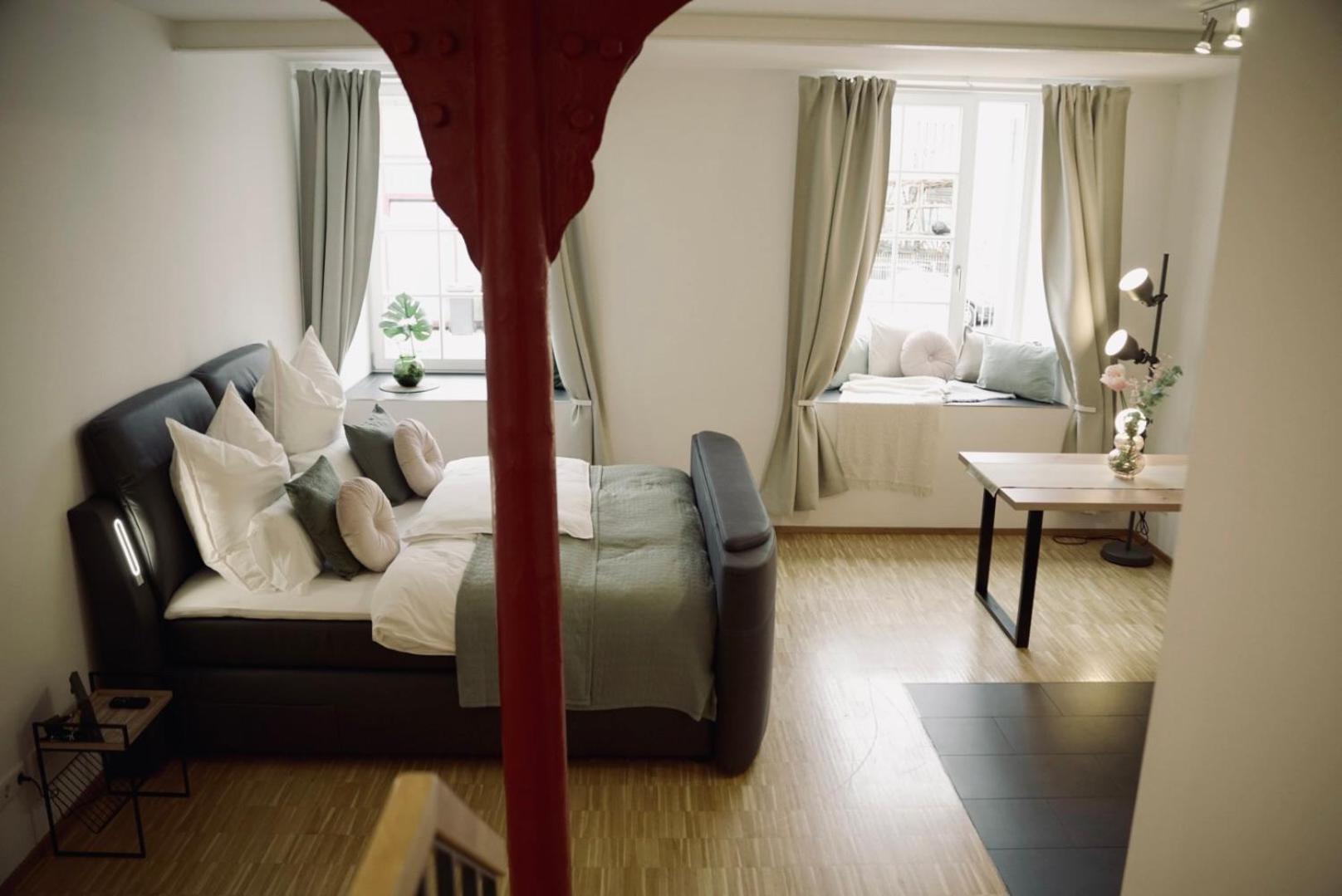 De La Vie Reutlingen - Altstadt Apartment An Stadthalle & Am Marktplatz מראה חיצוני תמונה